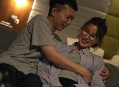 Gặp lại đối tác cũ, được rủ đi thăm nhà nghỉ